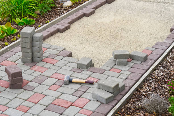 Best Professional Driveway Pavers  in Laton, CA